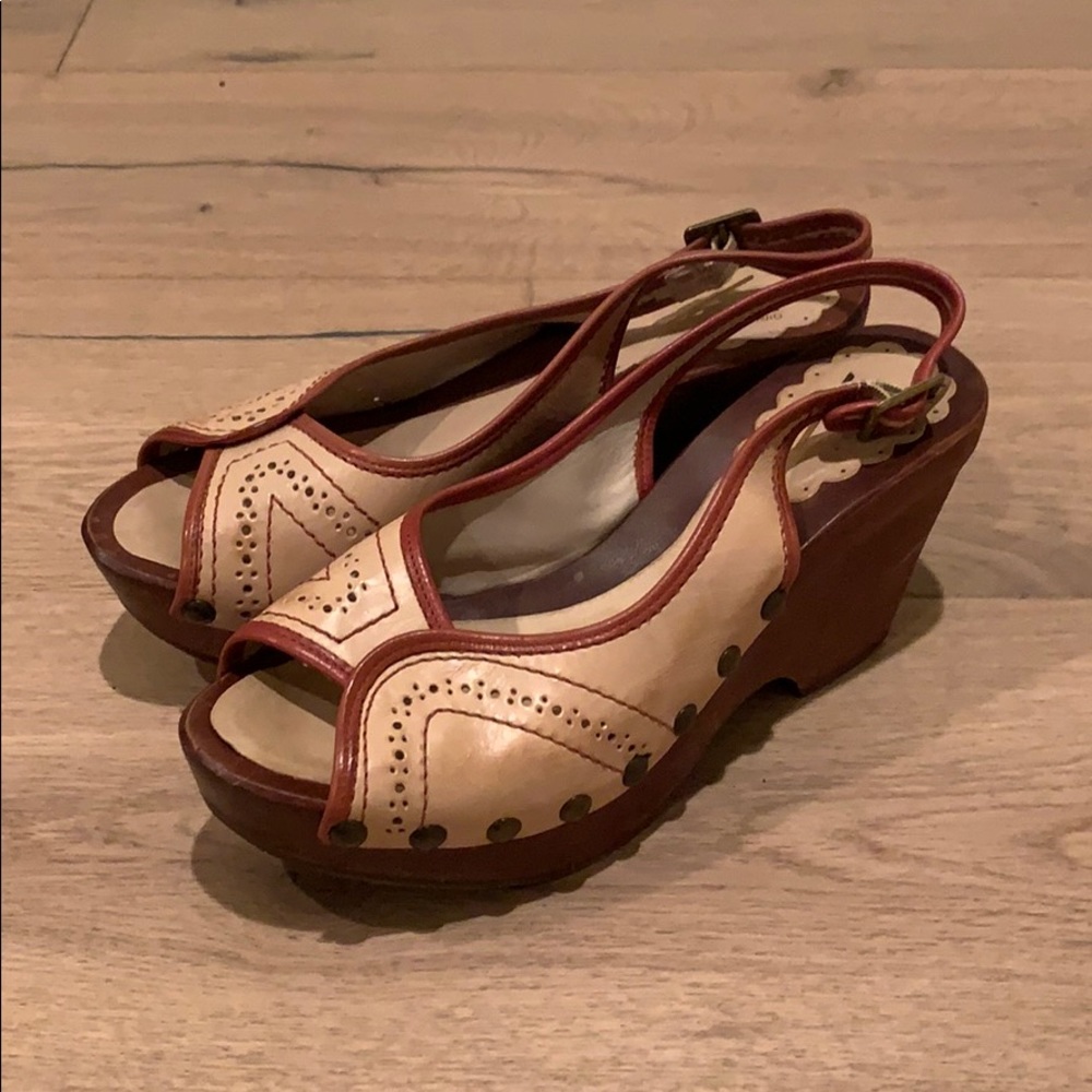 Vince Camuto Leather Wedges (Size 7.5)
